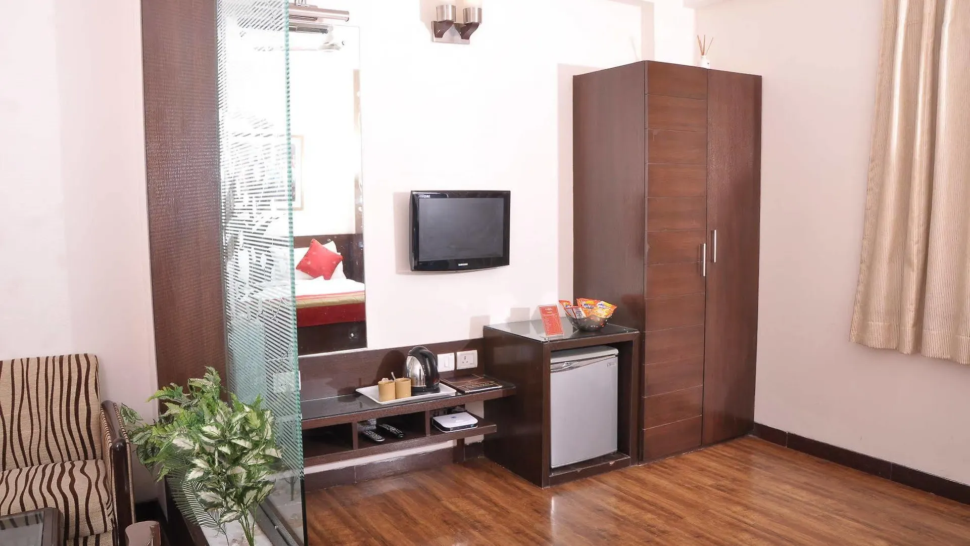 Crystal Inn Agra  4*, Agra (Uttar Pradesh)