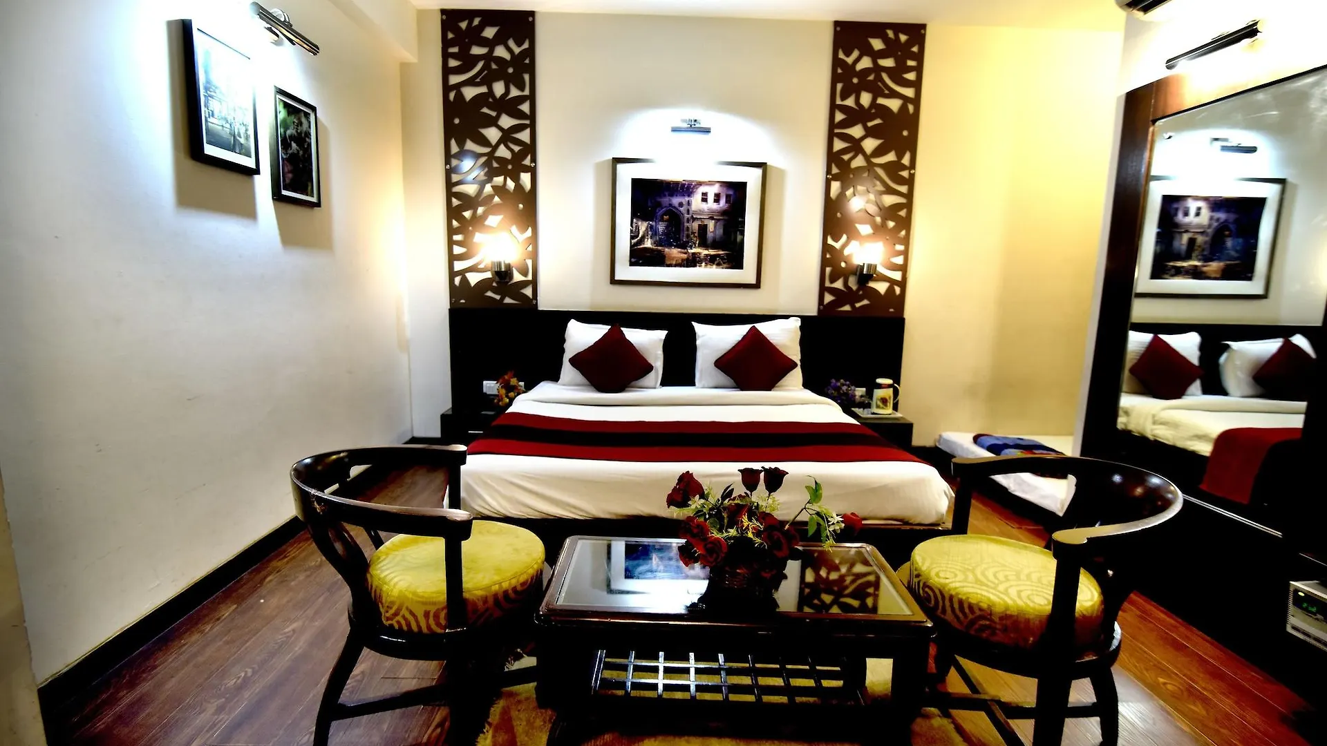 Crystal Inn Agra  Hotel Agra (Uttar Pradesh)