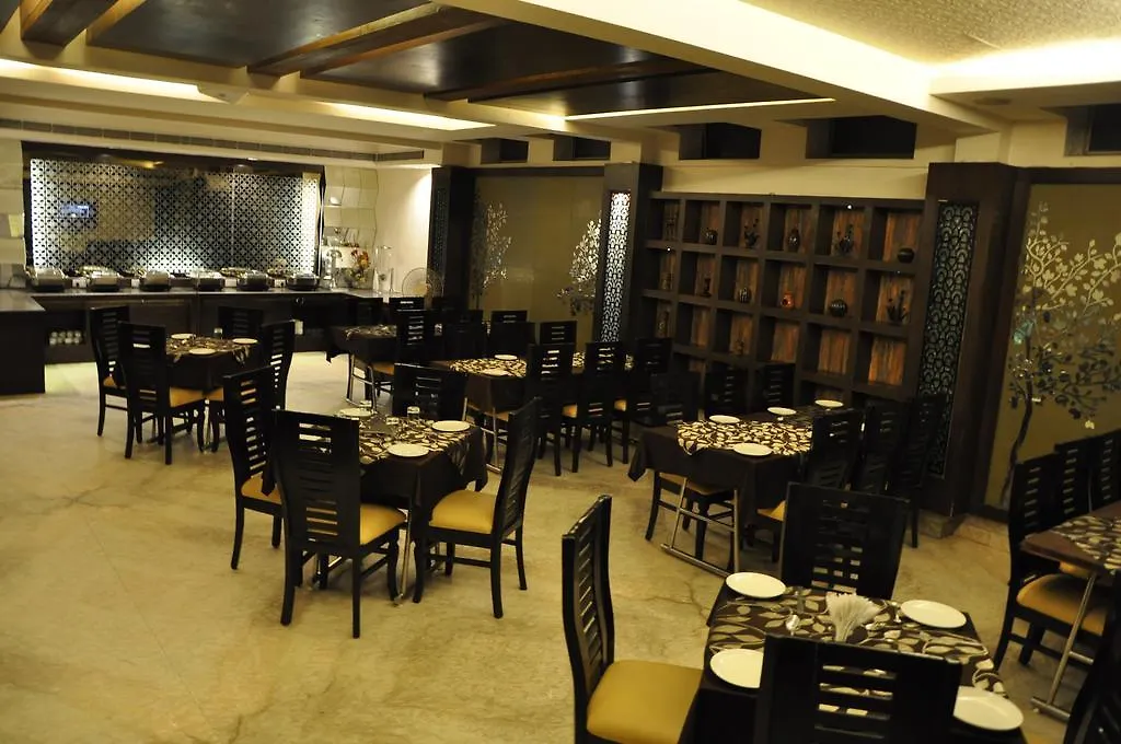 Hotel Crystal Inn Agra